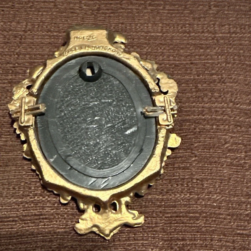 Vintage Mid Century Ornate Gold Plastic Miniature Frame Mona Lisa Hong Kong 626